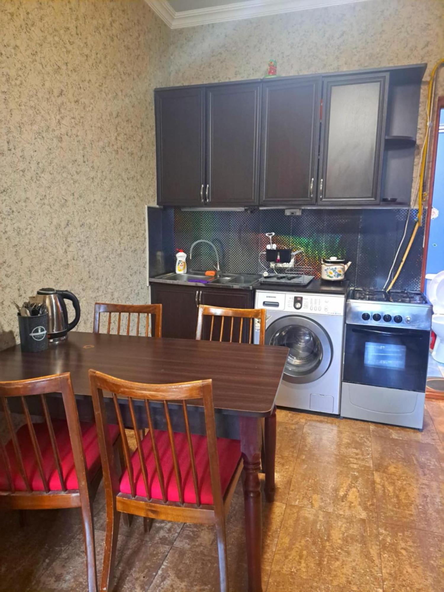 Apartment On Leonidze 18 Tbilisi Luaran gambar